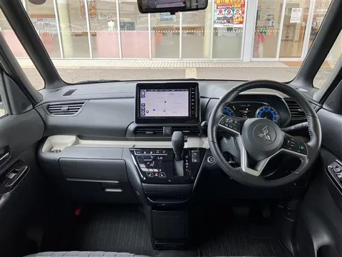 Mitsubishi Delica Mini