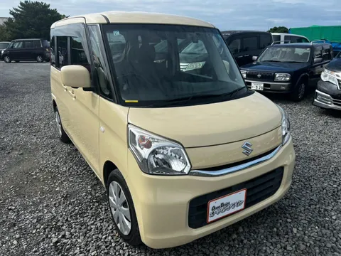 Suzuki Spacia