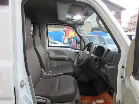 Nissan Clipper