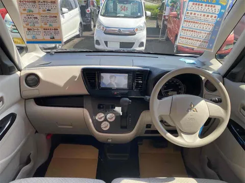 Mitsubishi eK Space