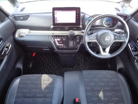 Mitsubishi Delica Mini