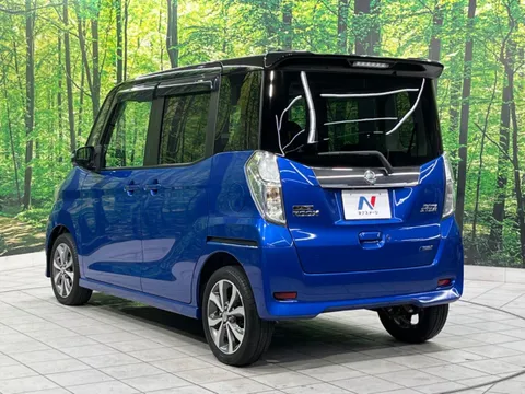 Nissan Dayz Roox