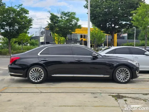 Genesis G90 (EQ900)