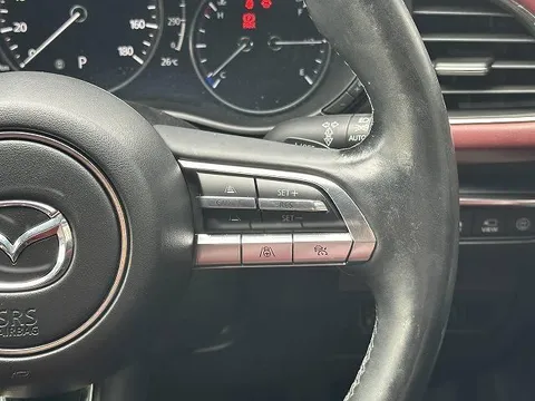 Mazda MAZDA3 Fastback