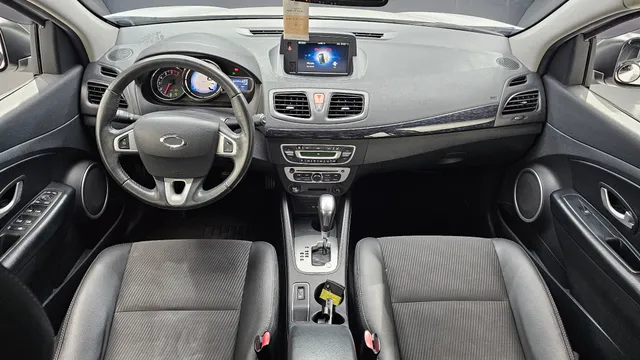 Renault SM3