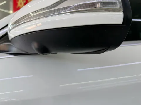 Mercedes-Benz Mercedes-Benz GLC