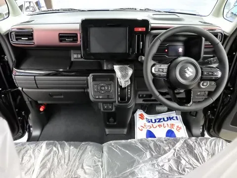 Suzuki Spacia Custom