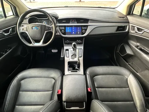 Geely Emgrand GS