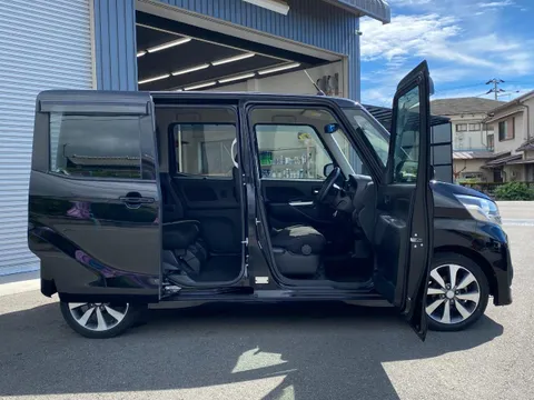 Mitsubishi eK Space Custom