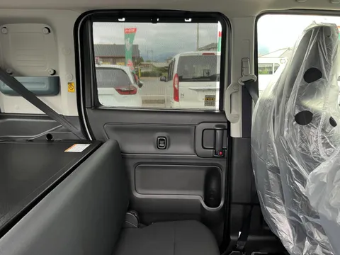 Suzuki Spacia Base