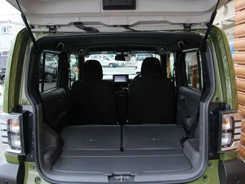 Daihatsu Taft
