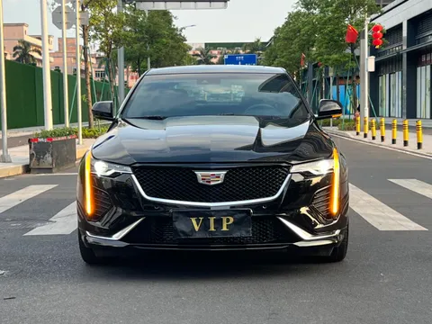 Cadillac CT4