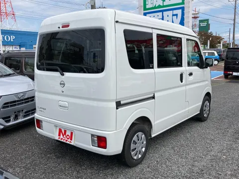 Nissan Clipper