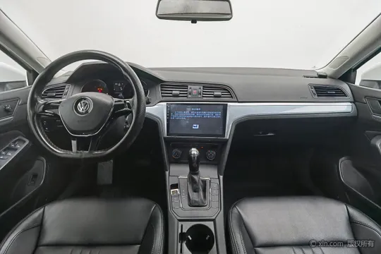 Volkswagen Lamando