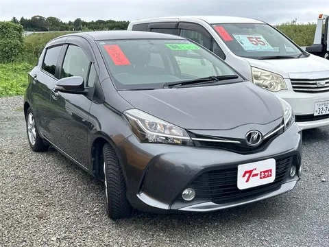 Toyota Yaris (Vitz)