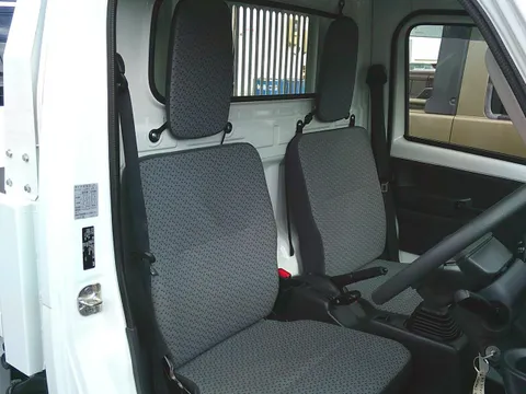 Nissan Clipper Truck
