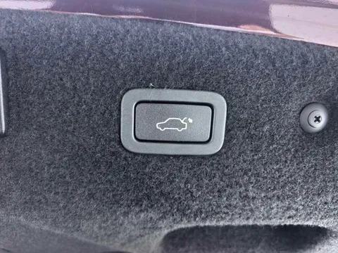 Jaguar XFL