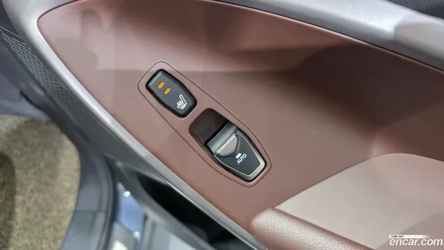 Hyundai Grand Santa Fe (Maxcruz)