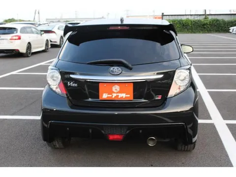 Toyota Yaris (Vitz)