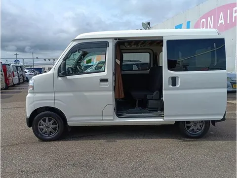 Toyota Pixis Van