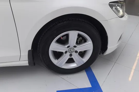 Volkswagen Lamando