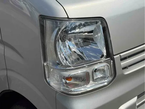 Mitsubishi Minicab Van