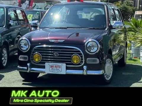 Daihatsu Mira Gino