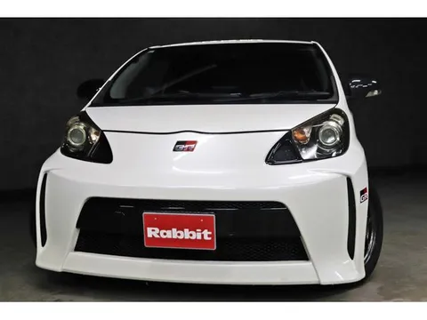 Toyota iQ