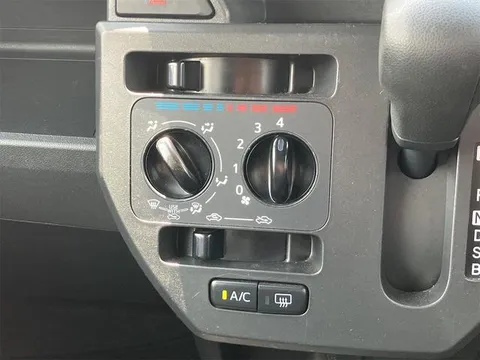 Toyota Pixis Mega