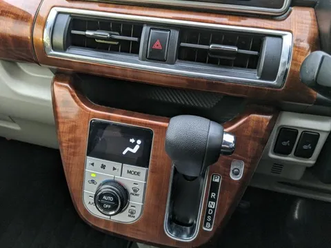 Toyota Pixis Joy