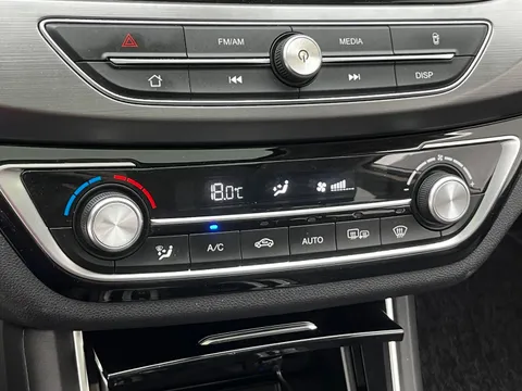 Changan Raeton CC