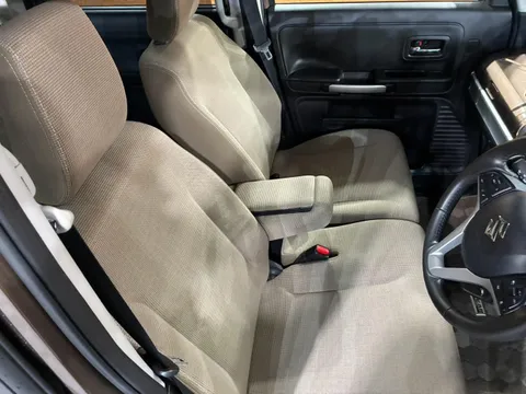 Suzuki Spacia Gear