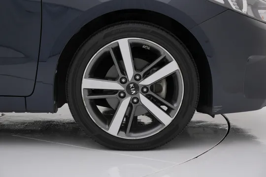 Kia Cerato (K3)