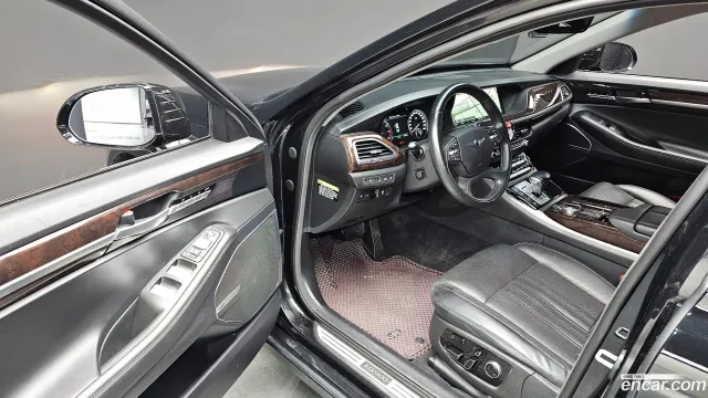 Genesis G90 (EQ900)