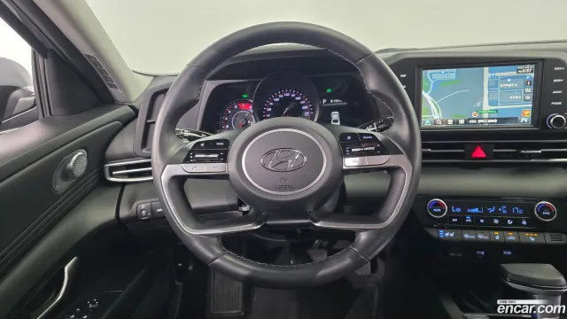 Hyundai Elantra (Avante)