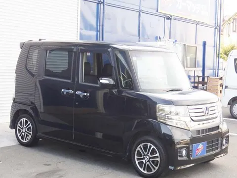 Honda N-BOX Custom