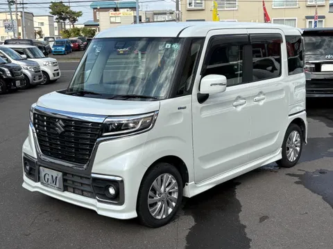 Suzuki Spacia Custom