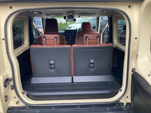 Suzuki Jimny Sierra