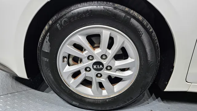 Kia Cerato (K3)