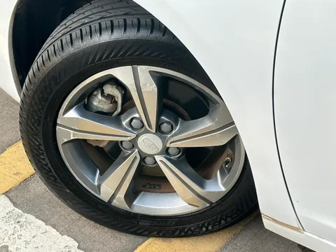 Geely Emgrand GL