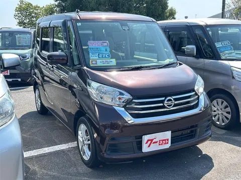 Nissan Dayz Roox