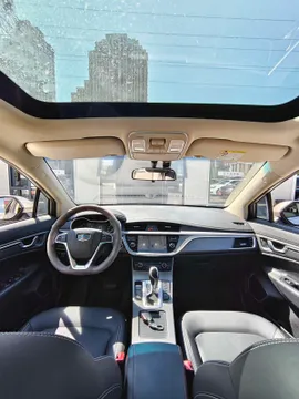Geely Emgrand GS