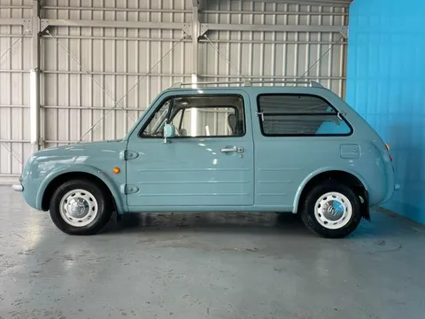 Nissan Pao