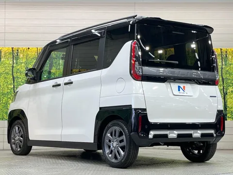 Mitsubishi Delica Mini