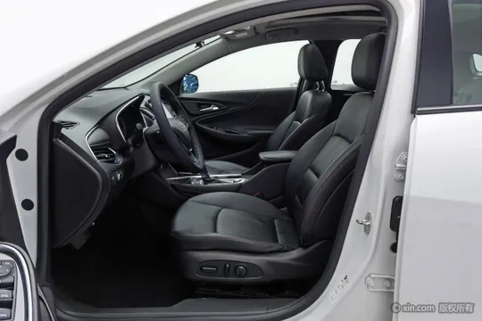 Chevrolet Malibu XL