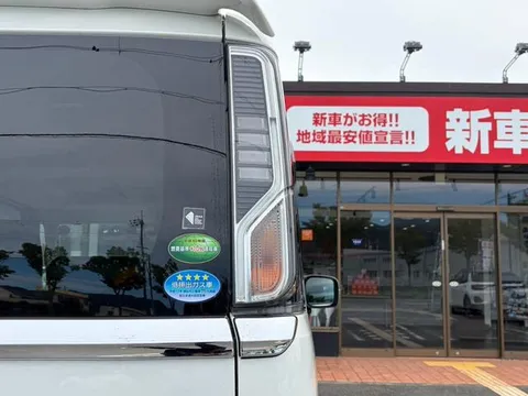 Suzuki Spacia Custom