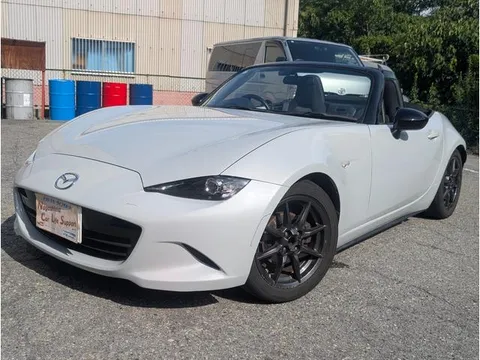 Mazda MX-5 (Roadster)