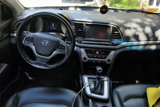 Hyundai Elantra (6th Generation / Lingdong)