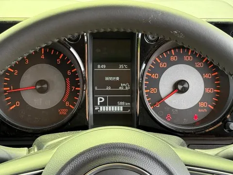 Suzuki Jimny Nomade