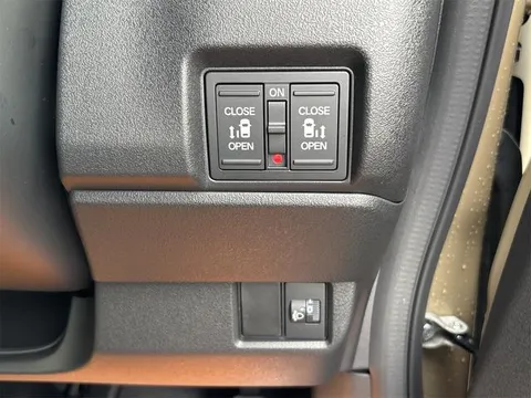 Honda N-BOX Joy